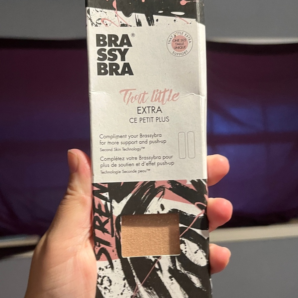 NIB Brassybra Extra Breast Tape 3 count pack - Picture 2 of 3